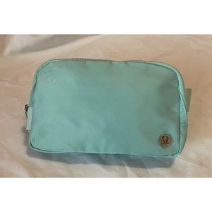 Lululemon Everywhere Belt Bag 1L | NWT
